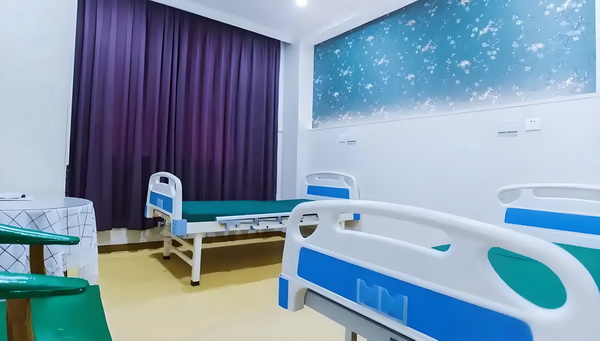 少主靠边站：野蛮娇妻难搞定